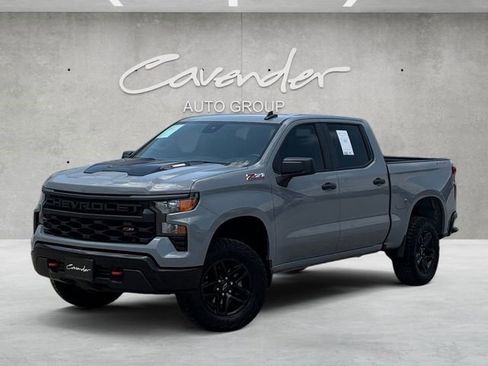 Used 2025 Chevrolet Silverado 1500 Custom Trail Boss AWD/4WD image 1