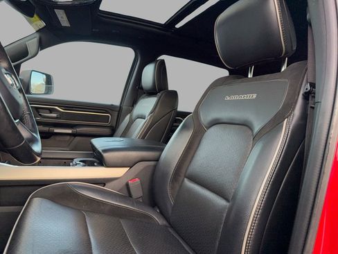 Used 2019 RAM 1500 Laramie image 9