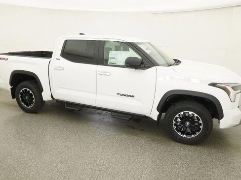 New 2026 Toyota Tundra SR5 image 12