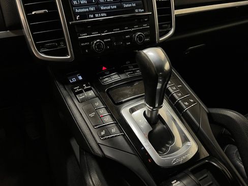 Used 2016 Porsche Cayenne AWD/4WD image 31
