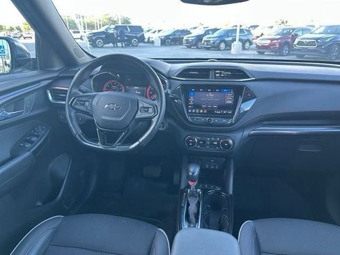 Certified 2023 Chevrolet TrailBlazer RS w/ Technology Package FWD image 30