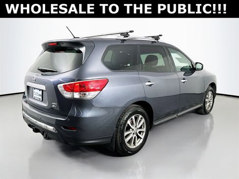 Used 2013 Nissan Pathfinder SV image 8