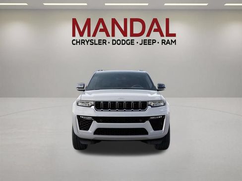 New 2026 Jeep Grand Cherokee Summit w/ Adv Protech Group IV AWD/4WD image 6