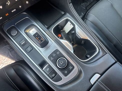 Used 2023 INFINITI QX60 Luxe image 40