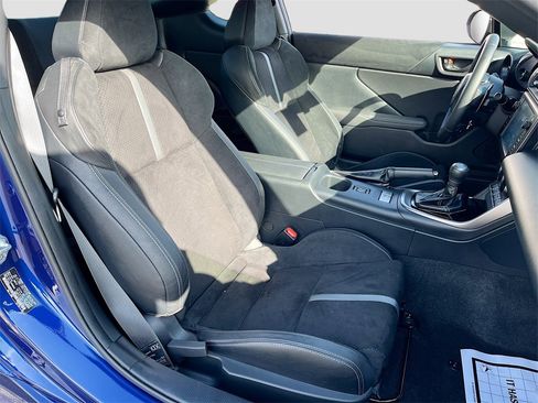 Used 2024 Toyota GR86 Premium image 26