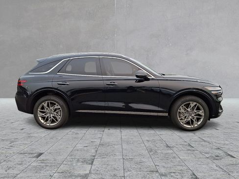 Certified 2025 Genesis GV70 2.5T w/ Select Package AWD/4WD image 7
