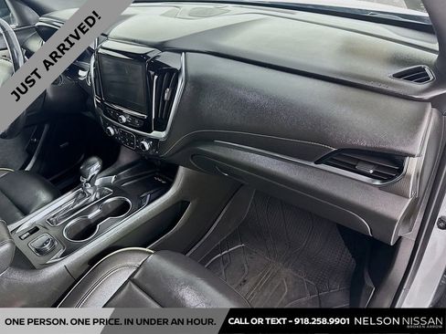 Used 2024 Chevrolet Traverse Premier w/ Redline Edition image 32