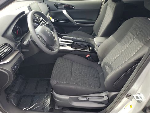 New 2025 Mitsubishi Eclipse Cross LE image 5