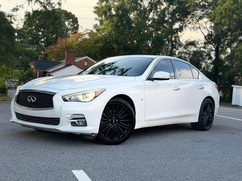 Used 2015 INFINITI Q50 Premium w/ Navigation Package AWD/4WD image 2