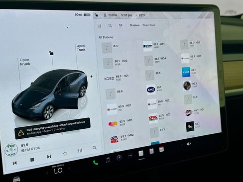 Used 2024 Tesla Model Y Long Range AWD/4WD image 18