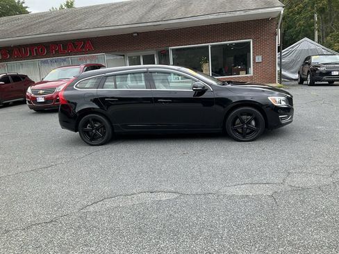 Used 2015 Volvo V60 T5 Premier AWD/4WD image 4
