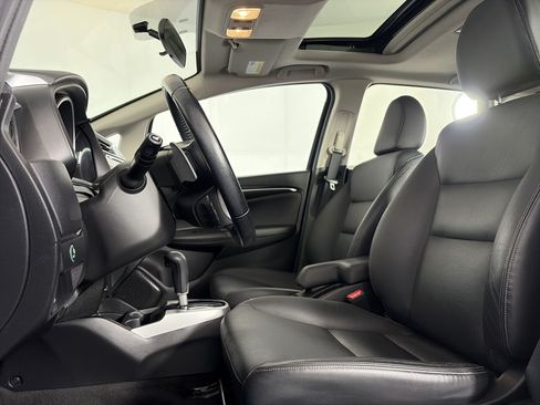 Used 2017 Honda Fit EX-L image 6