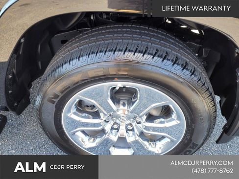 New 2026 RAM 1500 Big Horn AWD/4WD image 15