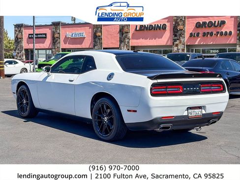 Used 2022 Dodge Challenger GT AWD/4WD image 2
