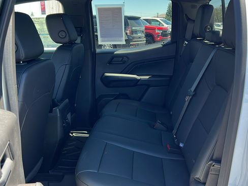 New 2026 Chevrolet Colorado Trail Boss AWD/4WD image 13