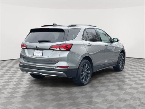 Used 2023 Chevrolet Equinox RS w/ RS Leather Package image 7