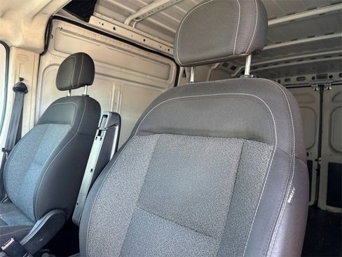 Used 2016 RAM ProMaster 2500 image 23