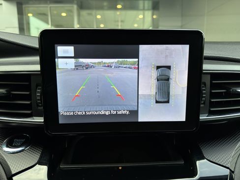 Used 2023 Ford Explorer ST-Line w/ Class IV Trailer Tow Package image 31