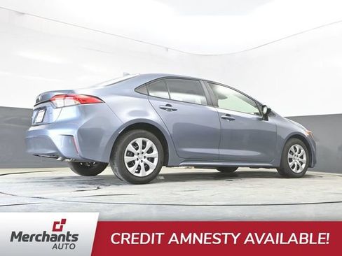 Used 2025 Toyota Corolla LE FWD image 31