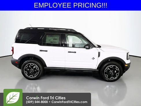 New 2026 Ford Bronco Sport Outer Banks AWD/4WD image 17