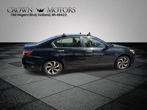 Used 2016 Honda Accord EX image 8