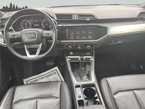 Used 2020 Audi Q3 2.0T Prestige w/ Prestige Package AWD/4WD image 18