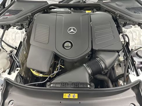 Used 2026 Mercedes-Benz E 350 4MATIC Sedan image 9