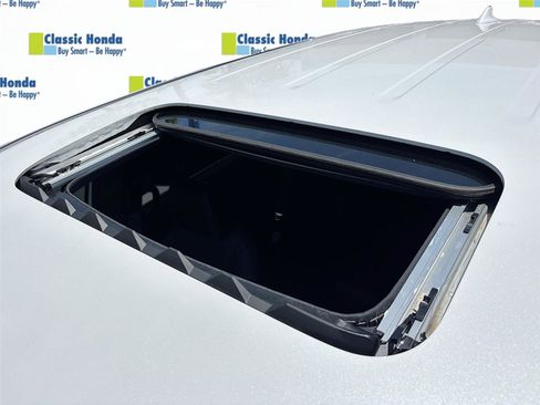 Used 2024 Honda Odyssey Sport image 25