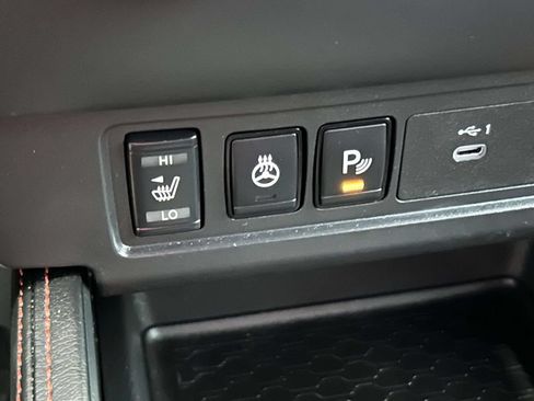 Used 2026 Nissan Frontier Pro-X w/ Pro-X Convenience Package RWD image 25