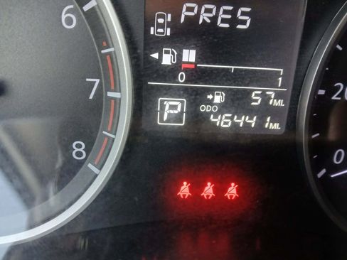 Used 2024 Nissan Kicks S FWD image 13