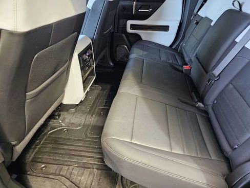 Used 2024 GMC Hummer EV 2X AWD/4WD image 13