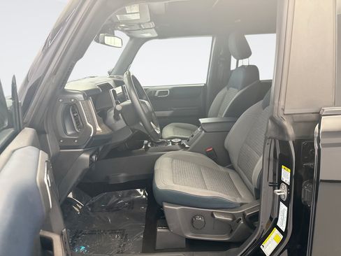 Used 2023 Ford Bronco Outer Banks AWD/4WD image 10