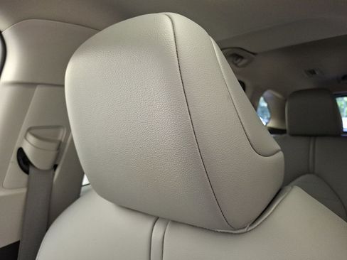 Certified 2020 Toyota Highlander XLE AWD/4WD image 25