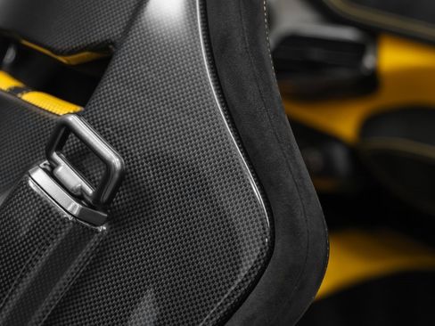 Certified 2015 Ferrari 458 Speciale A image 24