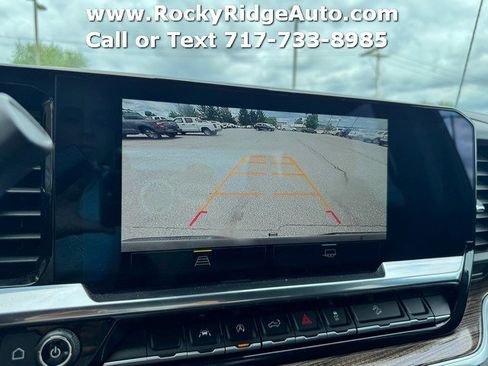 Used 2023 Chevrolet Silverado 1500 LT w/ Z71 Off-Road Package AWD/4WD image 20