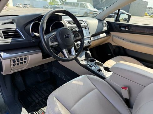 Used 2017 Subaru Outback 2.5i Limited AWD/4WD image 14