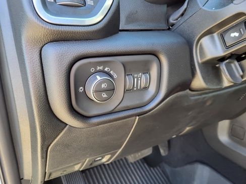 Used 2025 RAM 3500 Laramie image 17