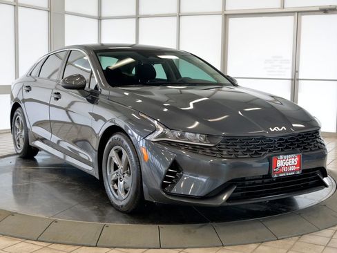 Used 2023 Kia K5 LXS image 2