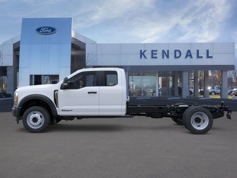 New 2026 Ford F550 4x4 SuperCab Super Duty image 3