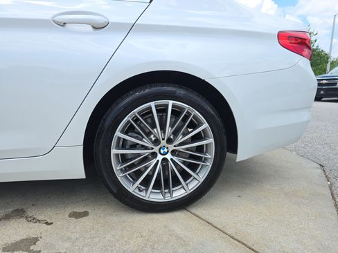 Used 2020 BMW 540i w/ Convenience Package RWD image 32