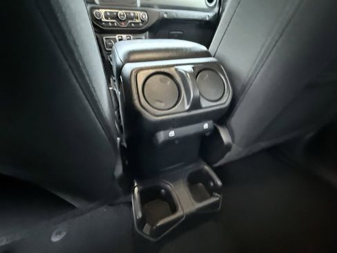 Used 2023 Jeep Wrangler Sport S image 26