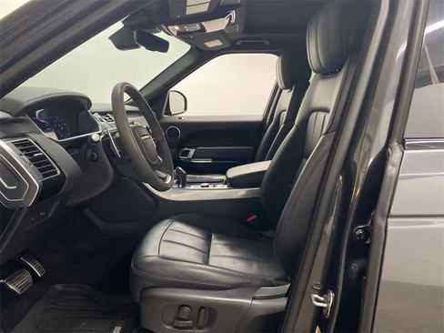 Used 2022 Land Rover Range Rover Sport HST image 14