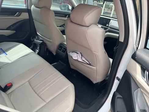 Used 2018 Honda Accord EX-L image 17