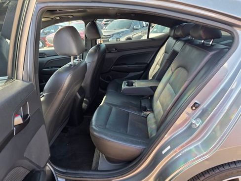 Used 2018 Hyundai Elantra Sport FWD image 17