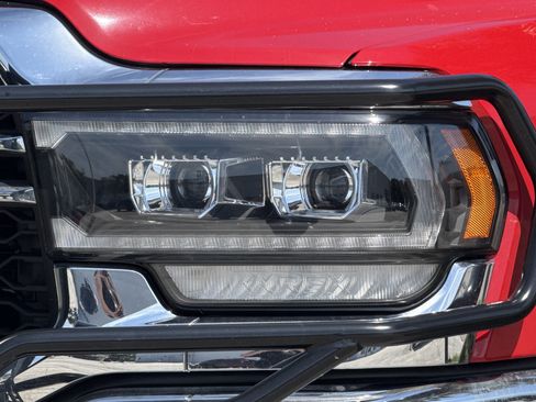 Used 2024 RAM 2500 Tradesman w/ Chrome Appearance Group RWD image 10