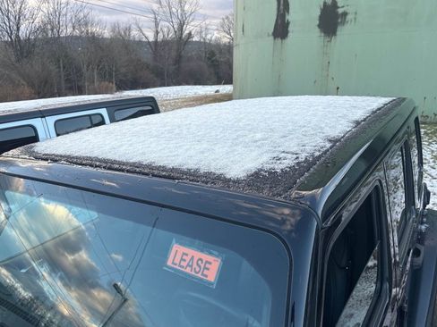 Used 2022 Jeep Wrangler Unlimited Rubicon 4xe w/ Cold Weather Group image 6