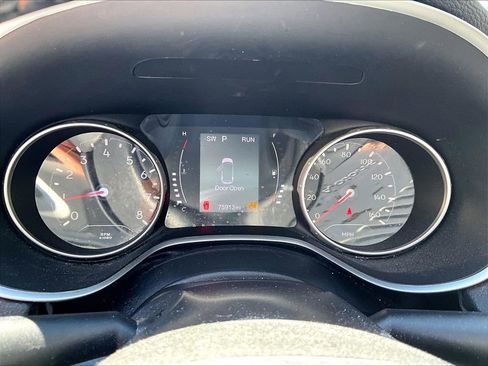 Used 2020 Jeep Compass Latitude AWD/4WD image 18