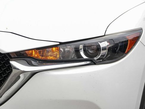 Used 2019 MAZDA CX-5 Touring FWD image 4