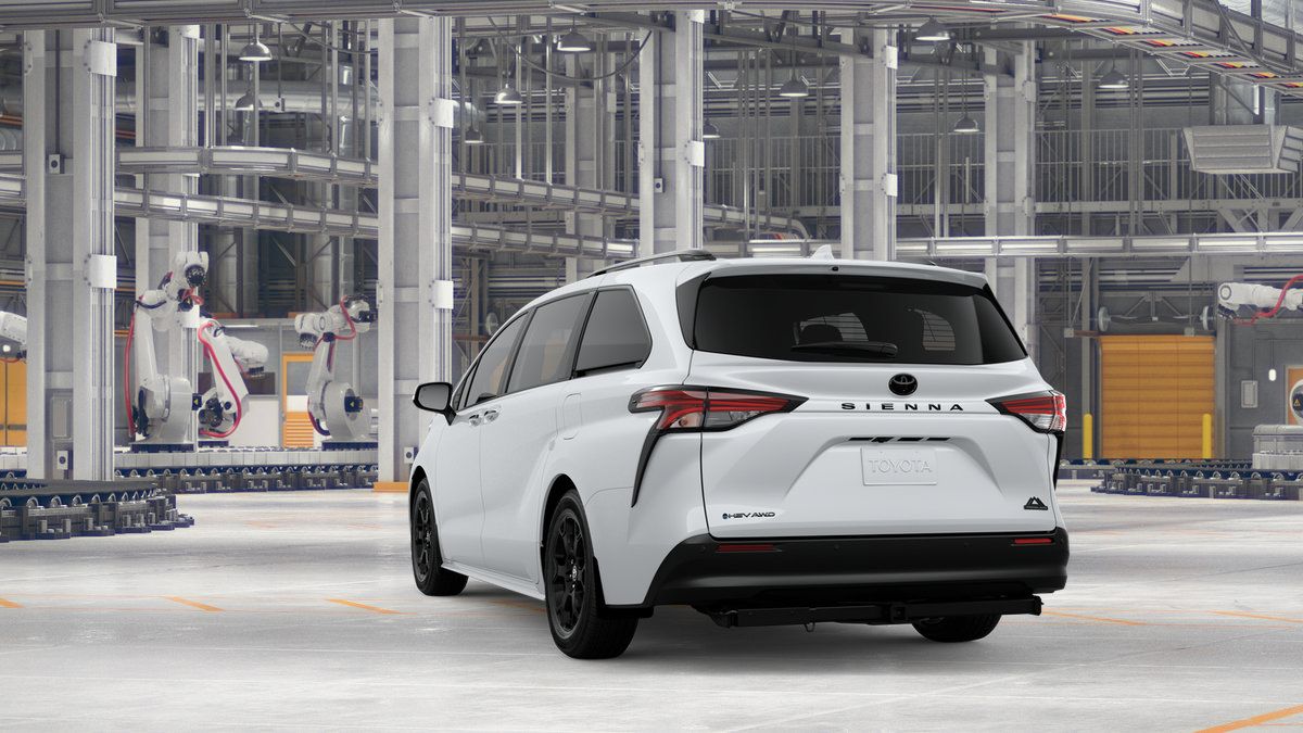New 2026 Toyota Sienna XLE Woodland Edition AWD/4WD image 7