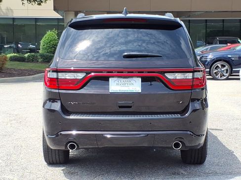 Used 2023 Dodge Durango R/T w/ Blacktop Package RWD image 9